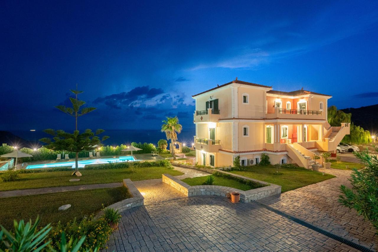 Niforos Panorama Apartment Vovikes Luaran gambar