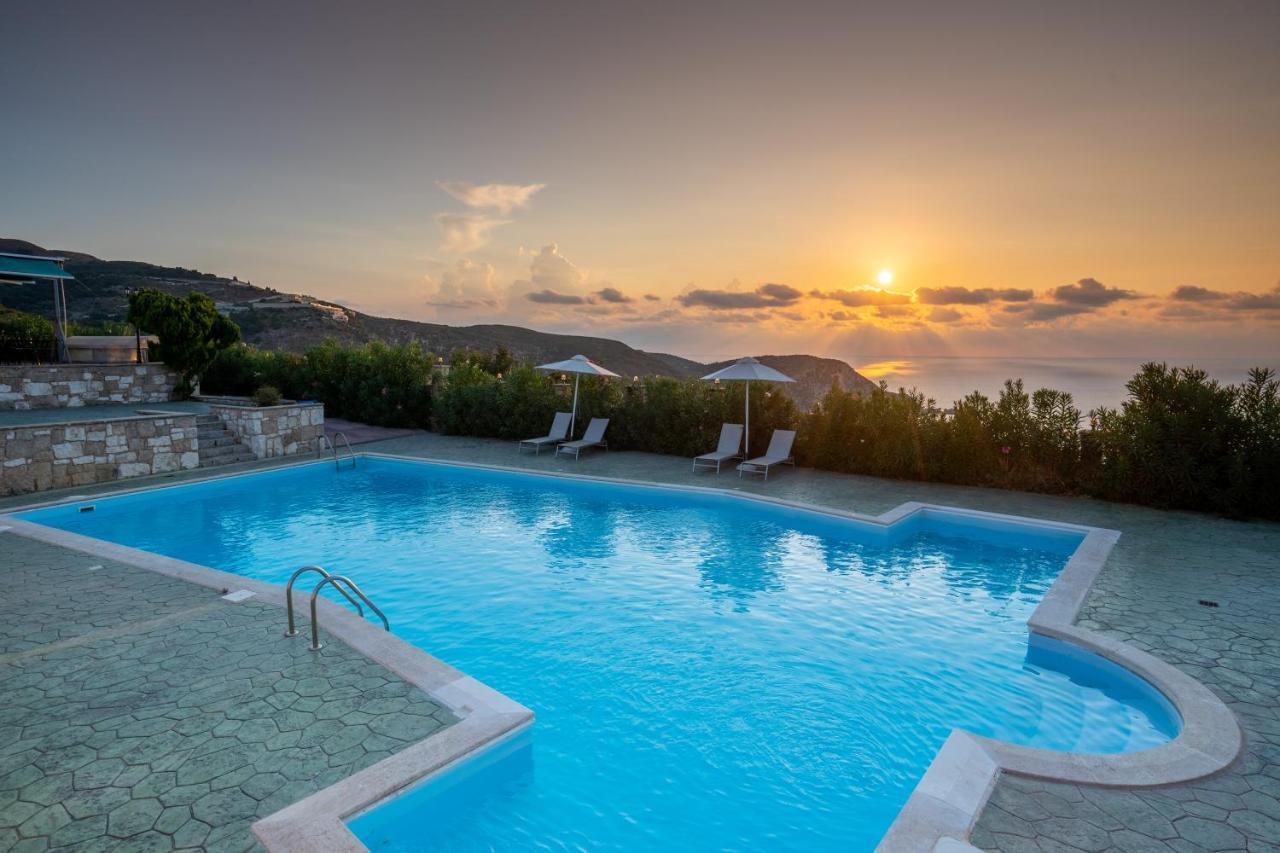 Niforos Panorama Apartment Vovikes Luaran gambar