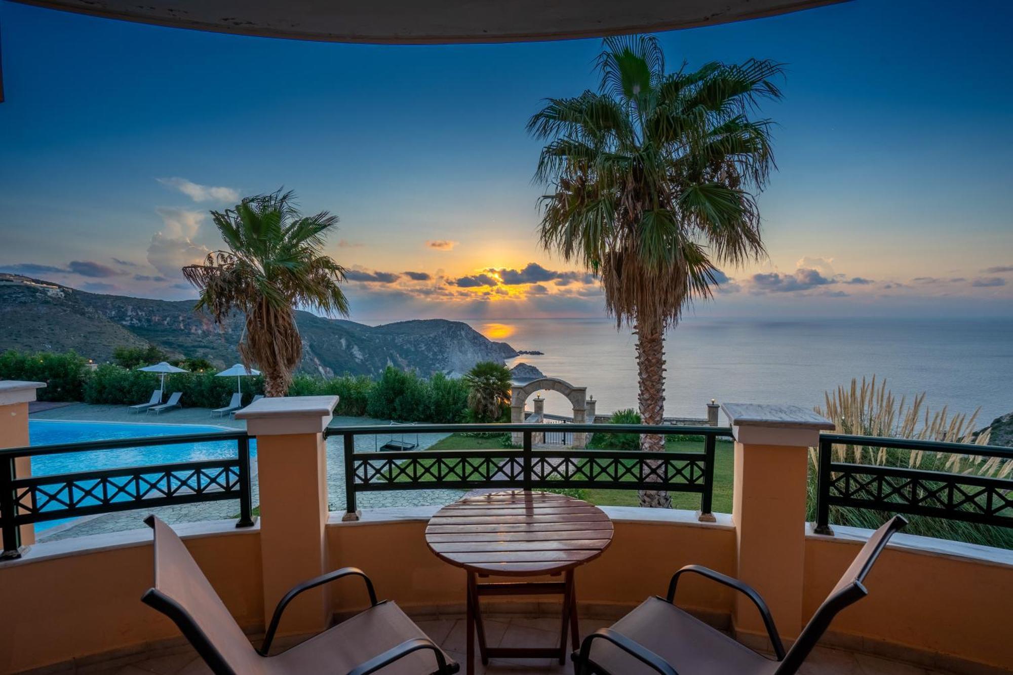 Niforos Panorama Apartment Vovikes Luaran gambar